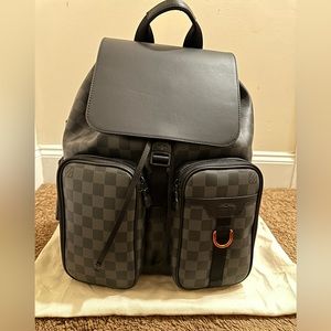 Authentic Louis Vuitton Damier Graphite Utility Backpack